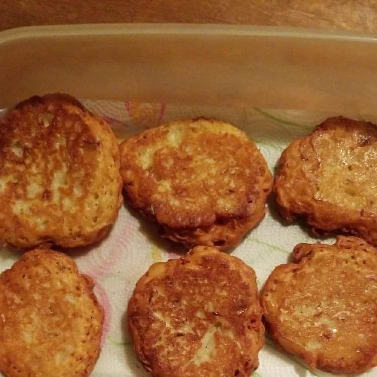 AMISH ONION FRITTERS