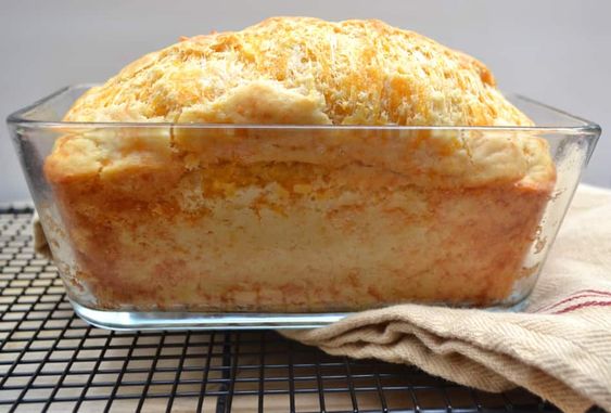 CHEDDAR CHEESE QUICK BREAD