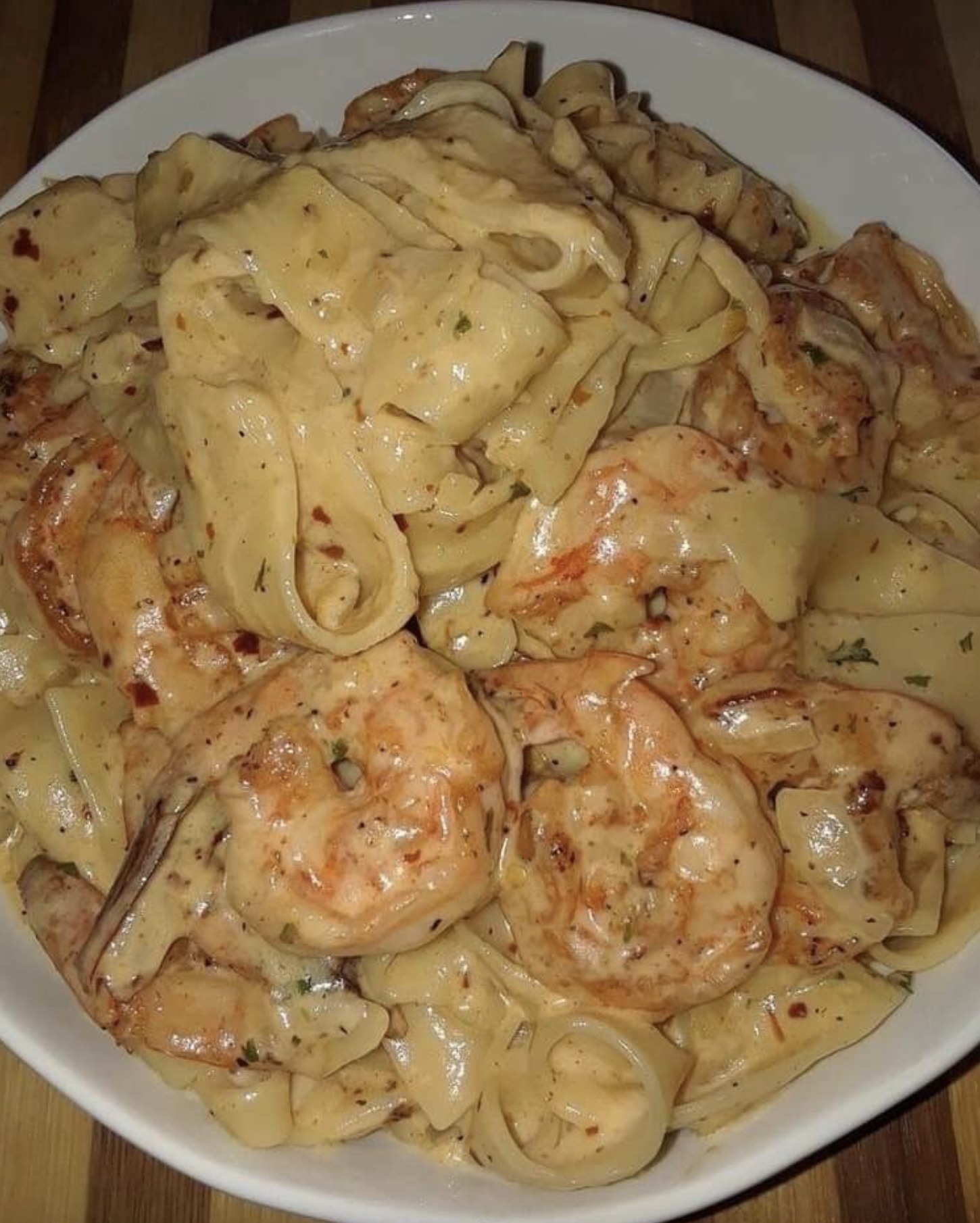 One-Pan Shrimp Fettuccine Alfredo