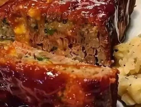 Here’s a recipe inspired by Cracker Barrel’s Meatloaf: