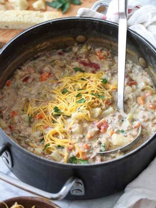 Cheeseburger Soup