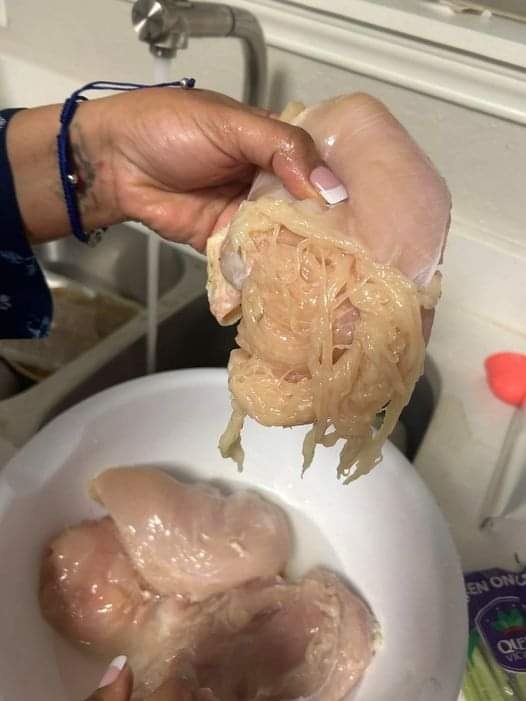 Mom shares shocking photo of chicken breast that turns into spaghetti strands