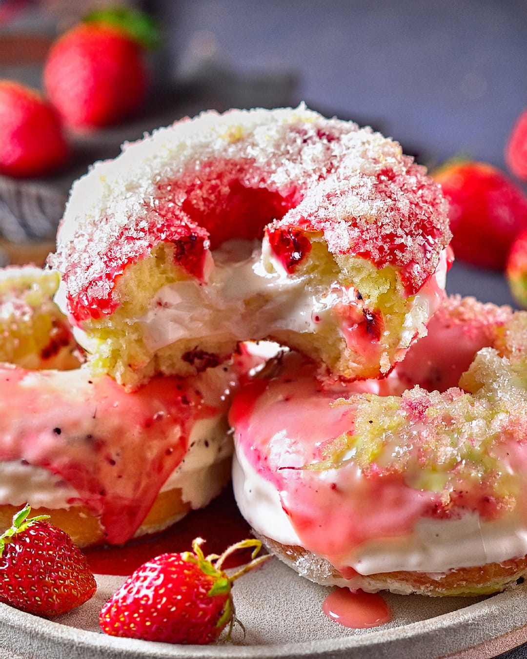 🍓🍩 Strawberry Cheesecake Stuffed Donuts 🍰✨